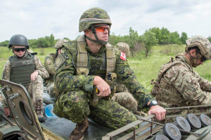 Канада продовжила місію UNIFIER і розмістить до 400 військових в Україні