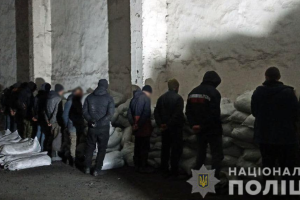 На Донбасі затримали банду з 30 осіб, які крали вугілля з вантажних поїздів