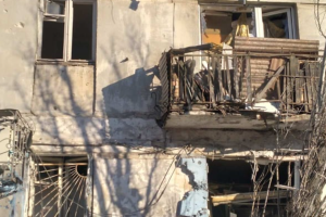 Евакуація продовжується: На Луганщині з-під вогню російських оккупантів вивозять мирне населення