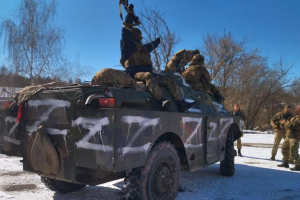 На Луганщині українські військові вигнали окупантів з околиці одного з міст, захопили полоненого та трофеї
