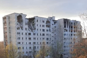 Луганщина под огнем: обстрелы не стихают, погибло 8 человек, разрушены еще 5 домов и здание Нацполиции