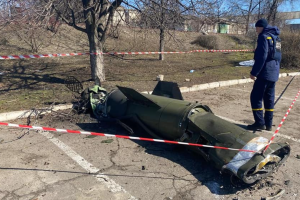 Снаряди прошили будинок навиліт: У Золотому внаслідок обстрілу багатоповерхівки загинуло 2 особи, 4 поранено