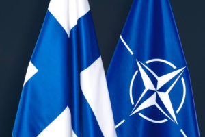 Президент та прем'єр-міністр Фінляндії підтримали вступ країни до НАТО