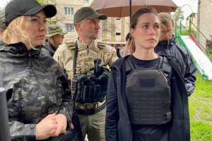 Премьер-министр Финляндии посетила разрушенные российскими оккупантами Бучу и Ирпень