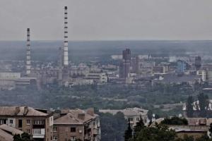 Обстрел Северодонецкого "Азота": выбросов химвеществ не было, бомбоубежище уцелело - люди живы