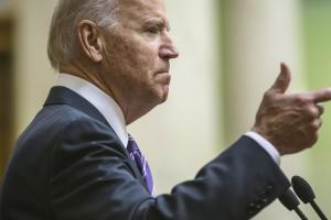 Байден продлил санкции против Беларуси еще на один год