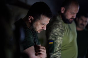 Зеленский посетил позиции украинских войск в районе Лисичанска и Бахмута