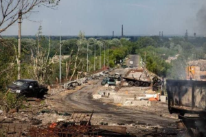 "М'ясо за гроші та вчитель по "примусу": У мережі показали, хто потрапляє в полон під час боїв за Сєвєродонецьк 
