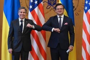 Блінкен проінформував Кулебу про підсумки розмови з Лавровим