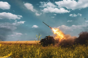 Противник намагається просунутися на Бахмутському напрямку. Бої тривають: зведення Генштабу ЗСУ