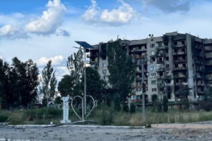 Місто, якого фактично немає: кадри з окупованої Попасної