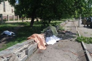 Обстрел Торецка: снаряды упали у автобусной остановки, есть погибшие и раненые