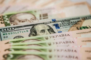 НБУ изменил правила покупки валюты у населения
