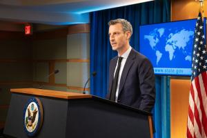 В США обсуждают санкции, аналогичные признанию РФ государством-спонсором терроризма - Госдеп