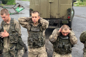 "Росія пожертвує ними без жалю": Дружини полонених бойовиків "ЛНР" скаржаться, що їхніх чоловіків не хочуть обмінювати