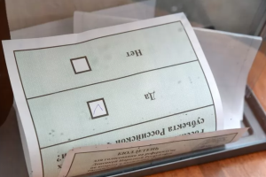 Погрозами змушують людей голосувати: Гайдай розповів про "референдум" на Луганщині