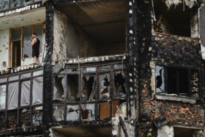 Стерли з лиця землі міста, а компенсацію видали лише 60 сім'ям: Луганщина зустріне зиму в руїнах