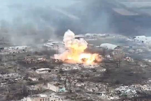 "Руйнують вщент": по Новоселівському на Луганщині окупанти б'ють із ТОС-1А "Сонцепек"