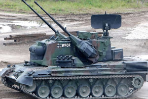 ​​​​​​​Германия поставила в Украину дополнительное вооружение: какую технику получат ВСУ