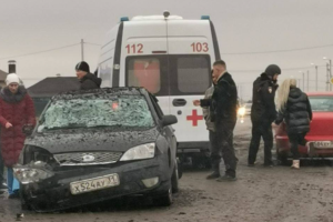 В российском Белгороде звучат взрывы: сообщают о пострадавших