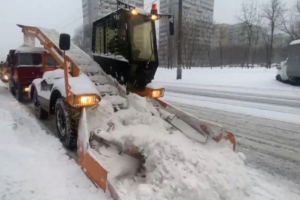 Снежный апокалипсис: Москву засыпает. Такого снегопада не было уже больше 80 лет