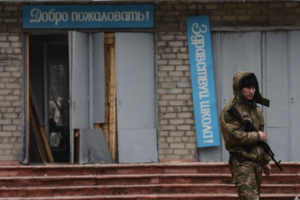 Будут имитировать "народную власть": На оккупированную Луганщину завозят российских чиновников