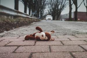 Россияне не жалеют денег для незаконной депортации детей с оккупированной Луганщины