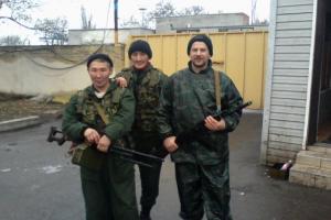 "Буряти, якути та бог знає хто ще": Луганщину заполонили "російські брати"