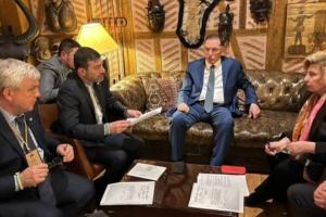 Україна та РФ обговорюють масштабний обмін полоненими: у форматі 800 на 200