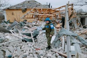 "Сами влупили, сами сфоткали": Местные жители рассказали, кто виноват в смертельном обстреле Новопскова