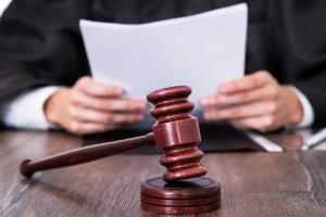 "Зливала" позиції ЗСУ: зрадниця із Сєвєродонецька проведе за ґратами 15 років