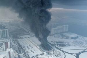 Чергова масштабна пожежа в РФ: Горить склад побутової техніки у Красноярську