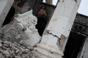 "У Лисичанську неспокійно, чути автоматні черги": місцеві жителі про ситуацію у місті