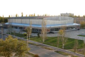 "Руський мир" у всій красі: в мережі показали, як зараз виглядає Льодовий палац у Сєвєродонецьку