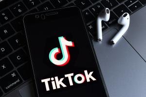 В Україні пропонують заборонити TikTok: триває збір підписів під петицією