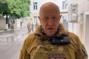 "Бунт Пригожина": "вагнеровцы" взяли под контроль военные объекты в Ростове-на-Дону и без боя заняли Воронеж