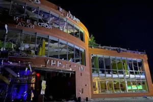Удар "Калибрами" по Одессе: есть разрушения и погибшие