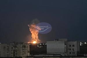 Атака безпілотників на Крим: в районі Євпаторії пролунали потужні вибухи - відео