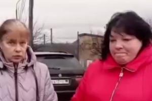 "Нас опустили нижче за собак": Жителі Донецька скаржаться на життя в "руському мирі"