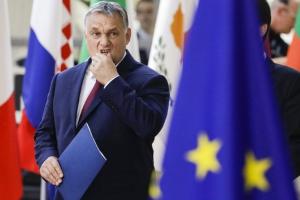 Європарламент ухвалив резолюцію, яка засуджує уряд Угорщини за підрив основоположних цінностей ЄС