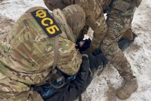 На Луганщині окупанти затримали двох осіб за підозрою у шпигунстві на користь України