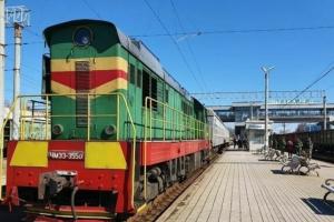 Поезда до Москвы, большие зарплаты и улучшение условий труда железнодорожников: в "ЛНР" строят "великие" планы