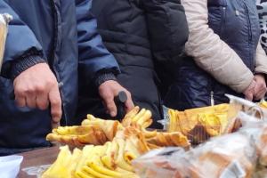 "Щось на свято не схоже": У мережі показали, як у Лисичанську та Сєвєродонецьку Масляну відзначали