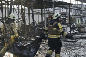 В Харькове объявили День траура по погибшим в гипермаркете "Эпицентр"