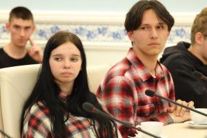 Росіяни заманюють молодь з окупованого Сєвєродонецька на навчання до РФ