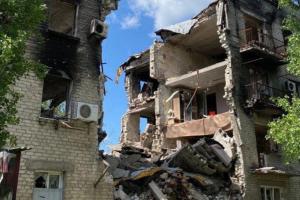 "Словно декорации к фильму про постапокалипсис": В сети показали, что оккупанты сделали с Северодонецком
