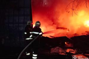 Росія воює з цивільними людьми, інфраструктурою, енергетичними об'єктами - Зеленський