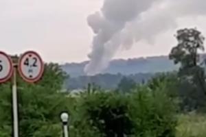 У Воронезькій області вночі було уражено склад з боєприпасами: детонація триває досі