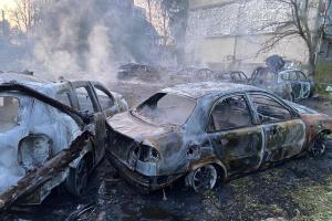 Российские оккупанты ударили по центру Чугуева: есть раненые