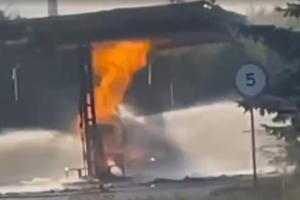 В окупованому Донецьку внаслідок атаки дрона сталася пожежа на АЗС